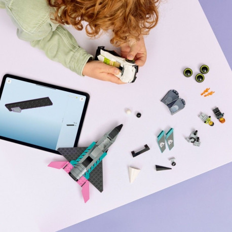 Klocki city 60489 odrzutowiec kontra samochód