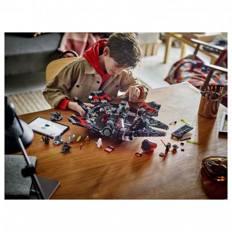 "LEGO Star Wars Dunkler Millennium Falke 75389"