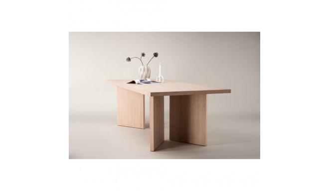 Söögilaud BASSHOLMEN