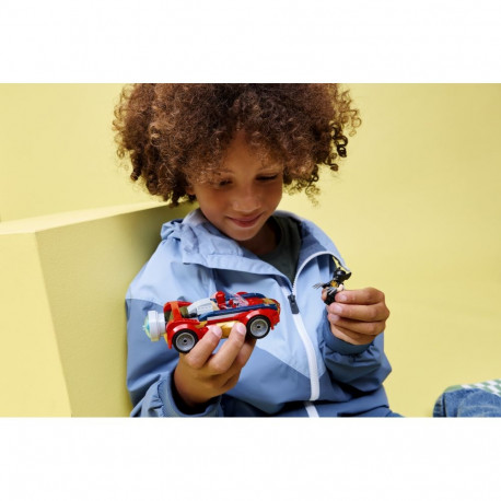 LEGO Super Heroes Spider-mani auto vs. mürgine Wolverine