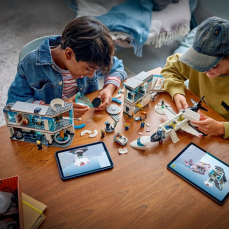 Klocki city 60502 lotnisko z samolotem