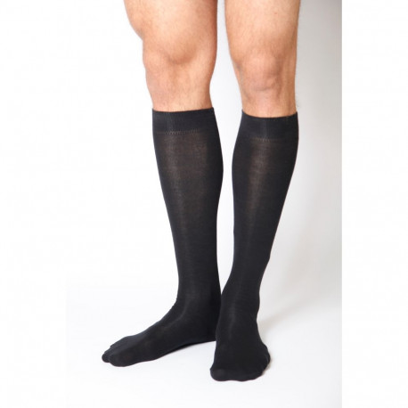 SOKISAHTEL KRISS musta värvi puuvillased põlvikud meestele 443, 444, 446