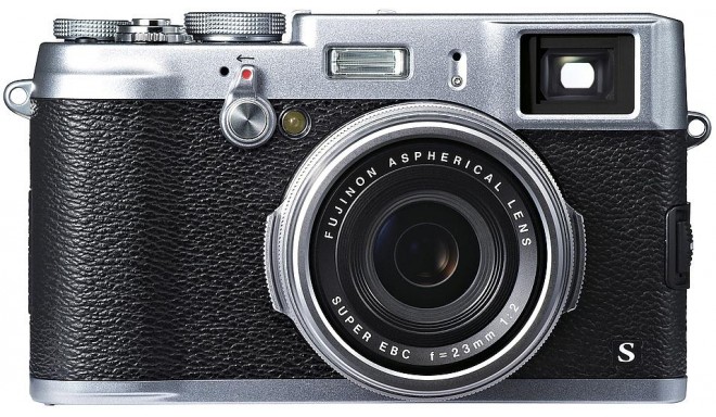 Fujifilm X100s, sudrabots