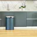 Waste bin Kitchen Move