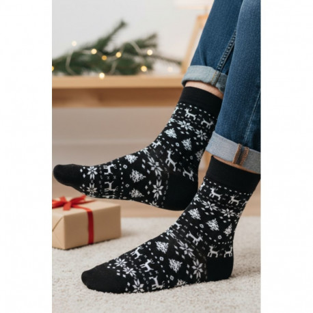 SOKISAHTEL AILO musta värvi jõulumustriga sokid 446