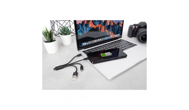 "DIGITUS 3-in-1 Ladekabel USB A Lightning + Micro USB + USB-C"