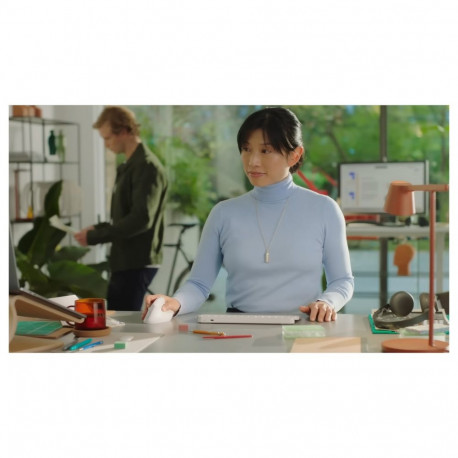 "Logitech Lift Vertical Ergonomic wireless off-white"