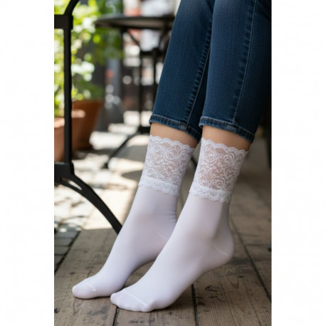 SOKISAHTEL Pierre Mantoux ESTIA valged pitsäärega õhukesed sokid 444