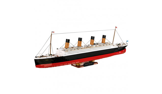 RMS Titanic 1:300
