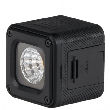 Genesis LED light Qube1