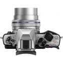 Olympus OM-D E-M10 + 14-42 EZ Kit, silver Olympus OM-D E-M10 + 14-42 EZ Kit, silver