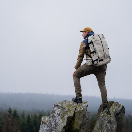 Backpack - WANDRD Fernweh S/M Weather-Resistant, Airmesh Back Panel Tan