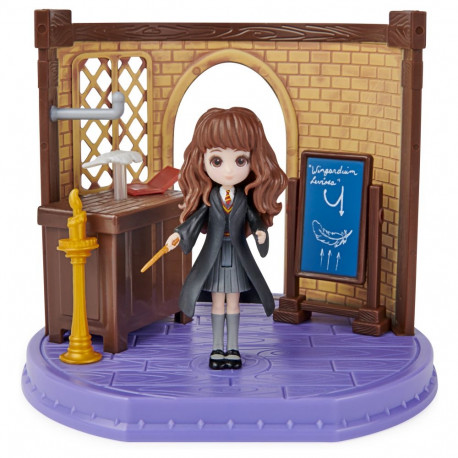 "Spinmaster Wizarding World Harry Potter - Hogwarts Zauberkunst Klassenzimmer Spielset (mit exklusiv