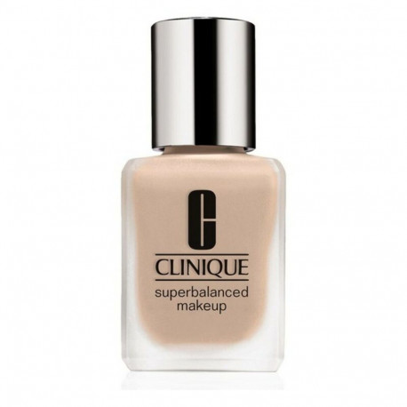 Meigi aluskreem Clinique 8000693 Nº 04-Cream Chamois 30 ml