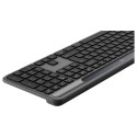 "Logitech SLIM SOLAR+ KEYBOARD"