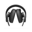 AKG K-371