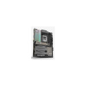 "AM5 SAPPHIRE NITRO+ X870EA WIFI7"