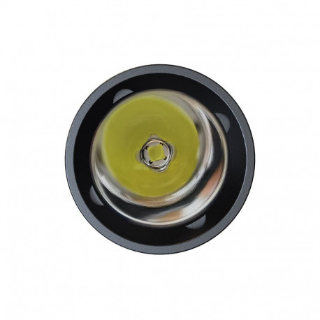 XTAR R30 1200 flashlight