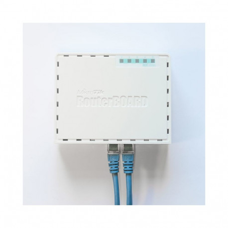 Mikrotik RB750GR3 gigabit ethernet ruuter türkiissinine, valge