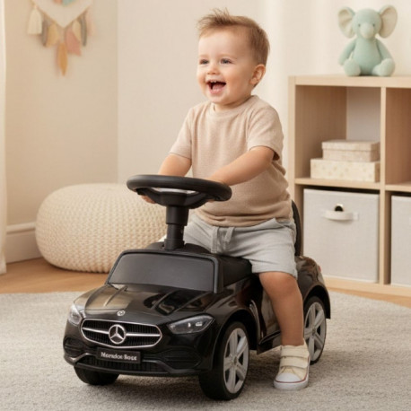 Mercedes pealeistutav auto ja käimistugi C-Class, must