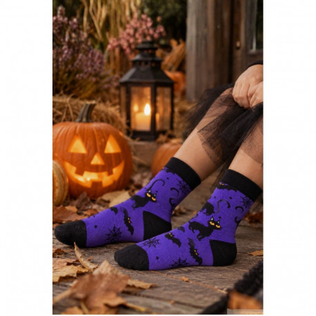 SOKISAHTEL BOOKY mustade kassidega lillad Halloweeni sokid lastele