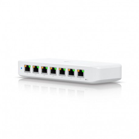 PoE Switch: 7 x GbE PoE+, 1 x GbE PoE++, kuni 60W pordi kohta, kokku kuni 202W, 210W toiteplokiga