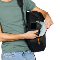 Lowepro seljakott Fastpack BP 150 AW IV, must