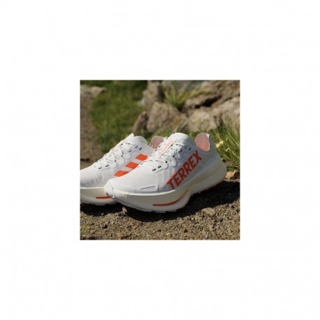 Adidas spordijalatsid IH3767_560 naistele, hall, oranž, valge