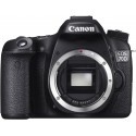 Canon EOS 70D + 18-200 IS Kit