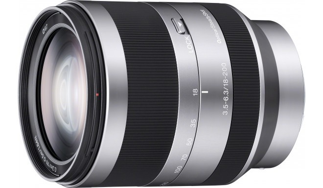 Sony E 18-200mm f/3.5-6.3 OSS, silver