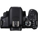 Canon EOS 800D + Tamron 18-400mm