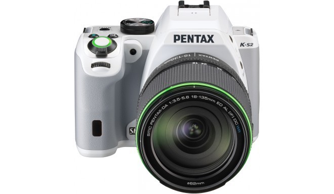Pentax K-S2 + 18-135mm WR Kit, valge