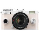 Pentax Q-S1 + 02 Standard Zoom Kit, white