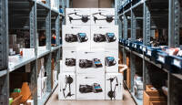 DJI Mavic 4 Pro on 100-megapiksline profidroon kolme kaameraga